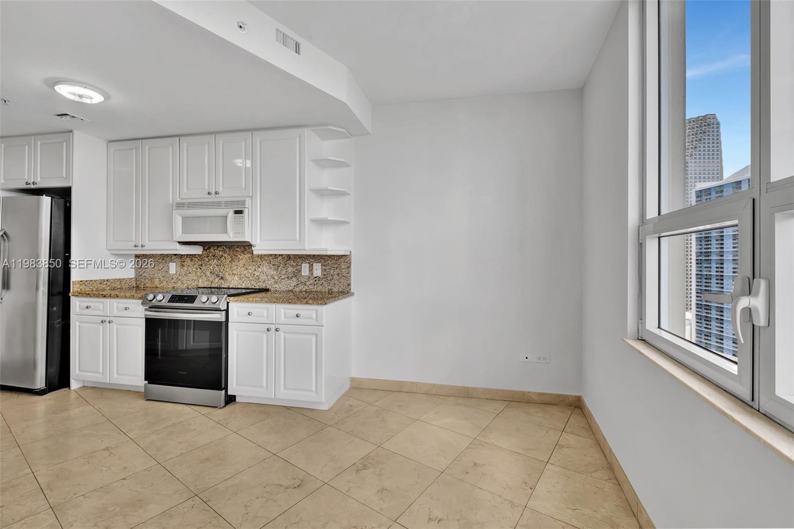 THREE TEQUESTA POINT COND - Residential