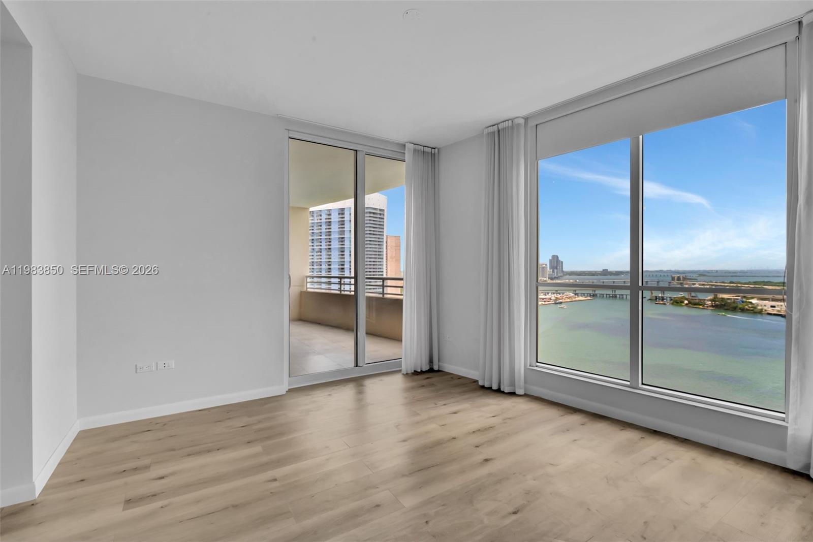 THREE TEQUESTA POINT COND - Residential