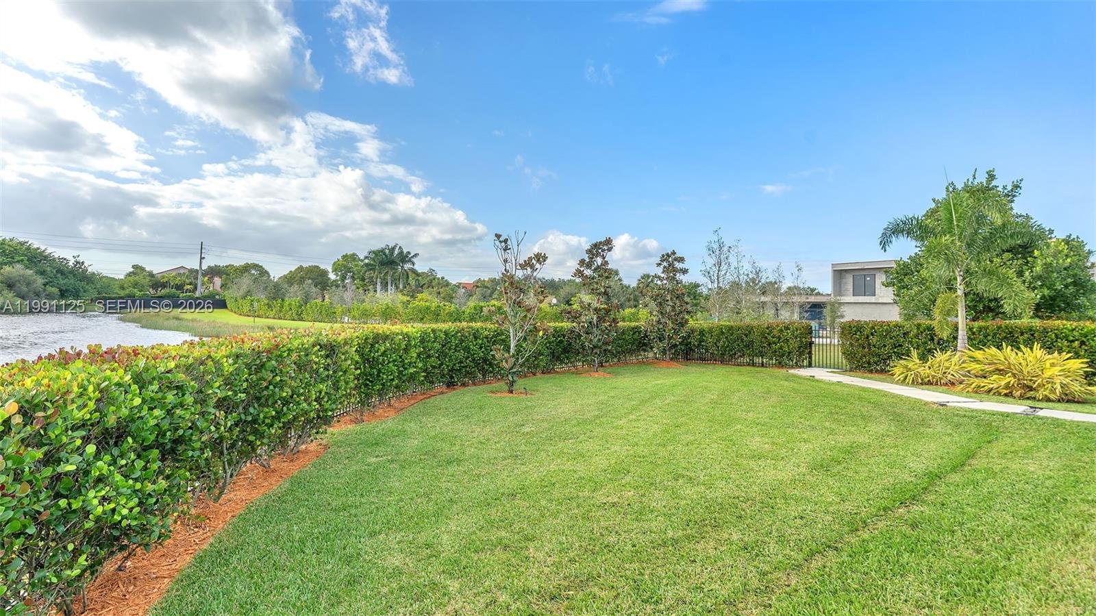 BOTANIKO WESTON ESTATES - Residential