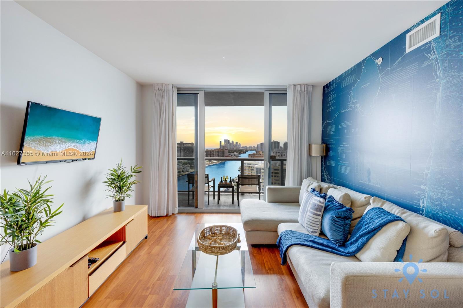 BEACHWALK CONDOMINIUM - Residential