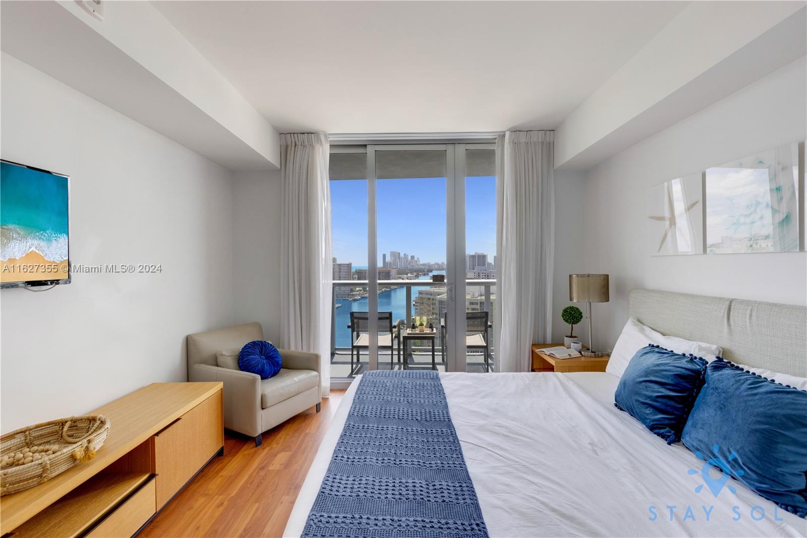 BEACHWALK CONDOMINIUM - Residential