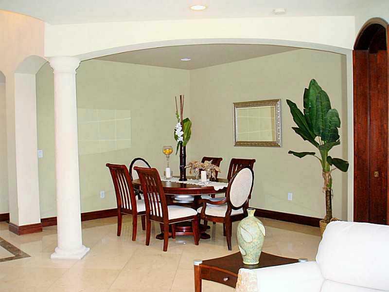 TUSCANY ESTATES AND VILLA - Residential Lease