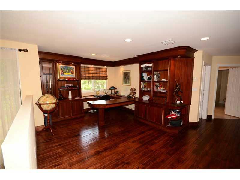 TUSCANY ESTATES AND VILLA - Residential Lease