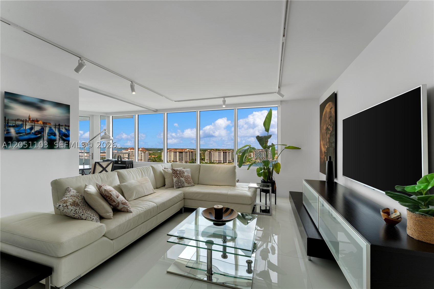 SOUTH POINTE TOWERS CONDO - Residential