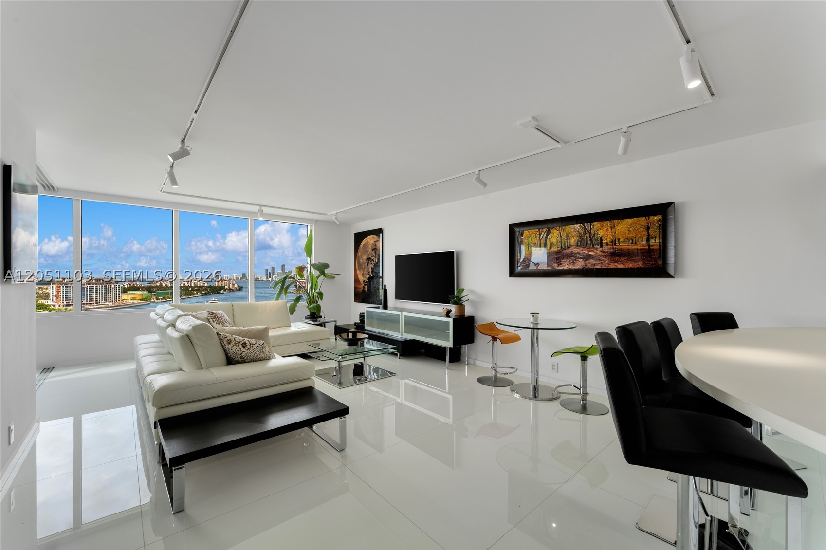 SOUTH POINTE TOWERS CONDO - Residential