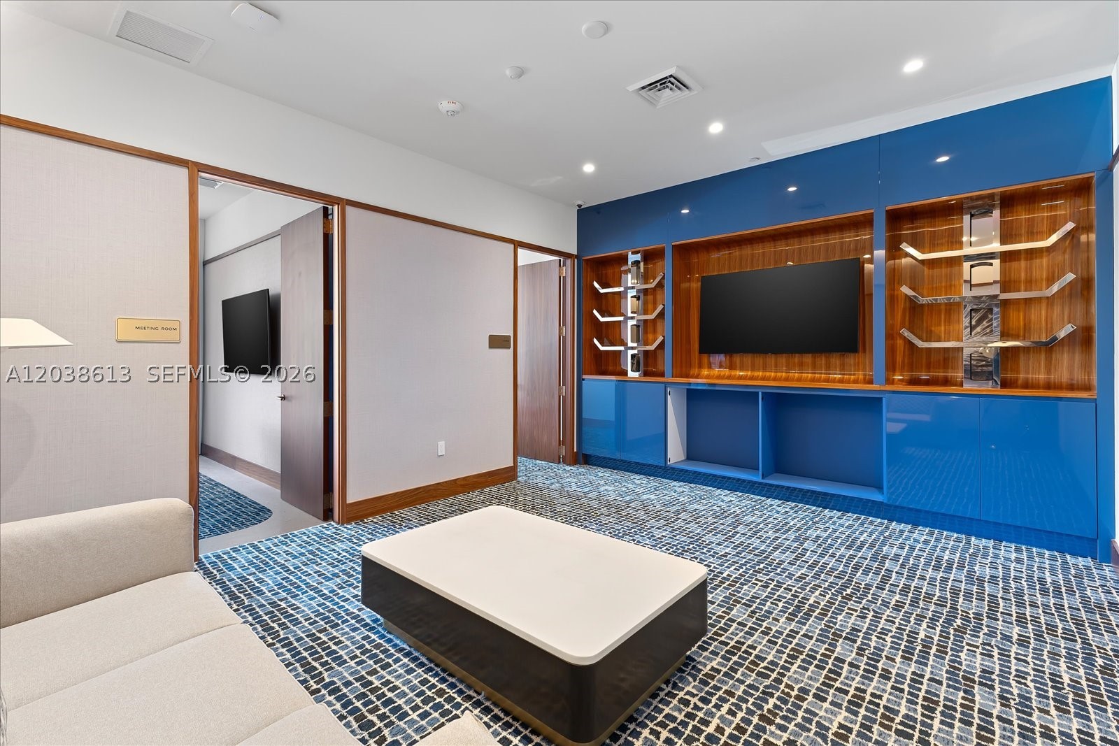 MR. C RESIDENCES BAYSHORE - Residential