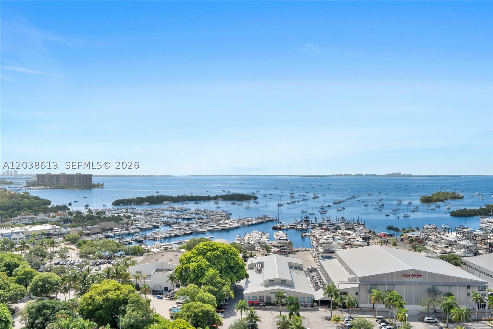 MR. C RESIDENCES BAYSHORE - Residential