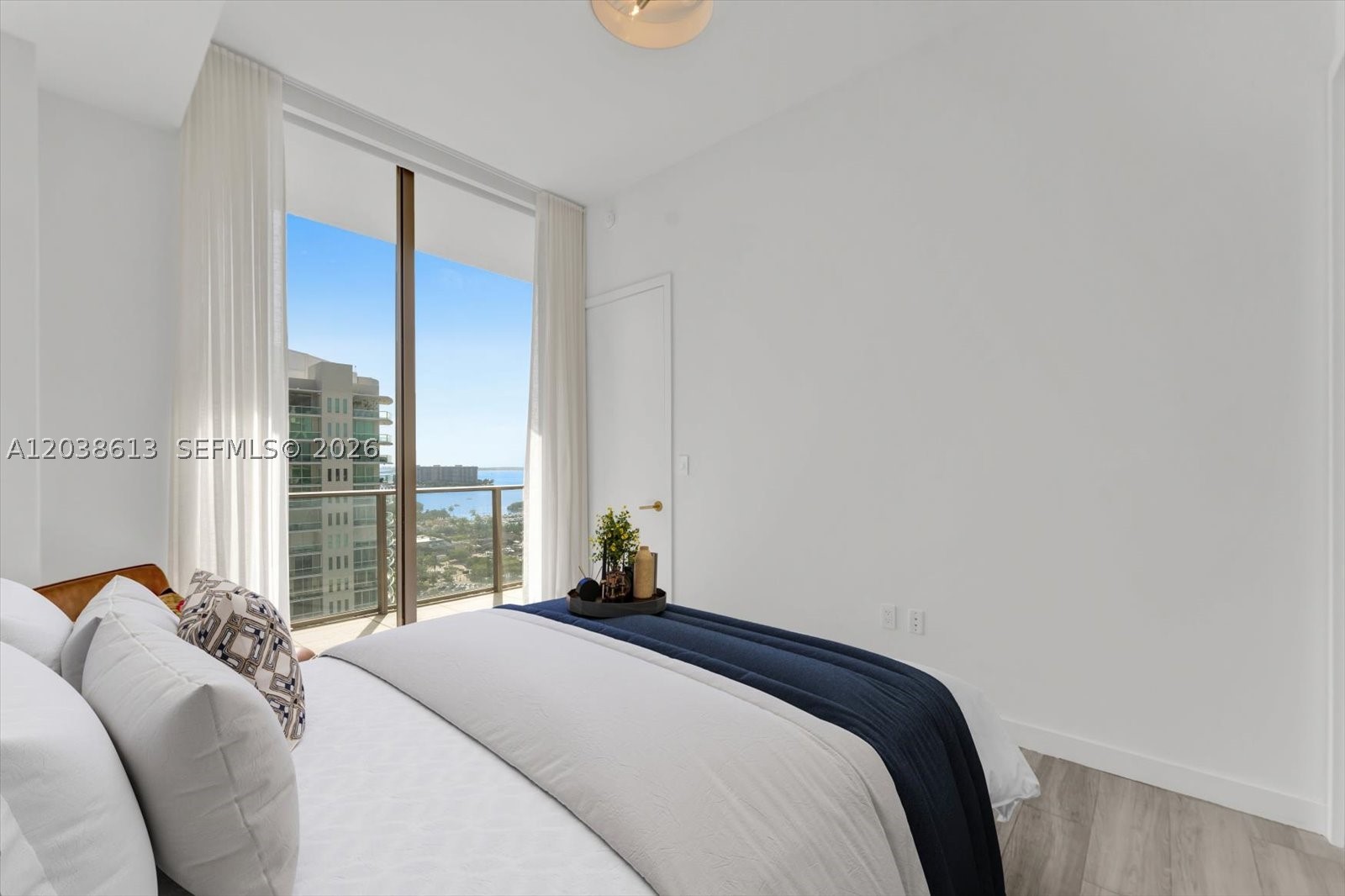 MR. C RESIDENCES BAYSHORE - Residential
