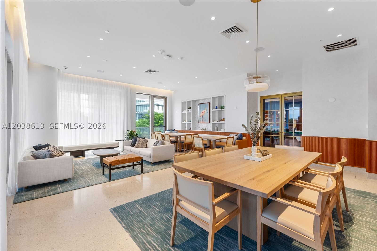 MR. C RESIDENCES BAYSHORE - Residential