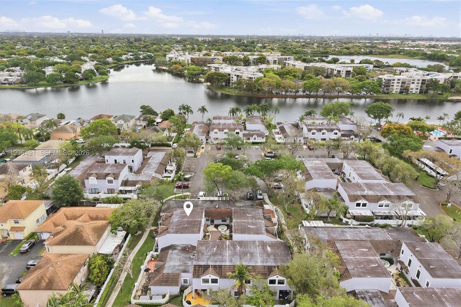 PEMBROKE LAKES SECTION EI - Residential
