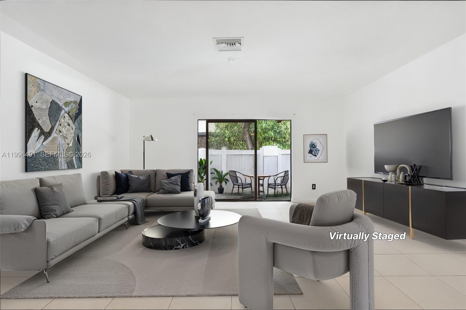 PEMBROKE LAKES SECTION EI - Residential