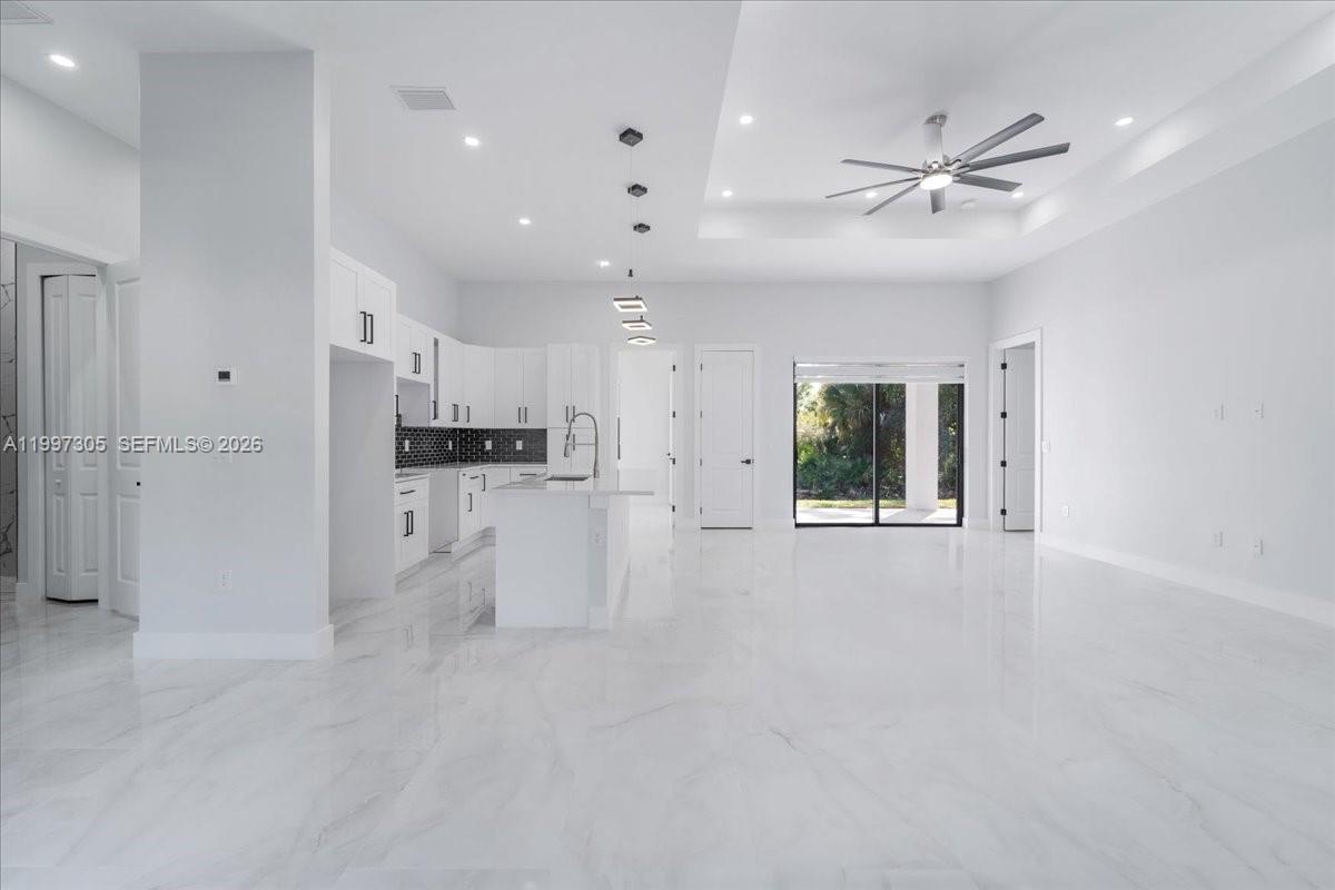 LEHIGH ESTATES - Residential