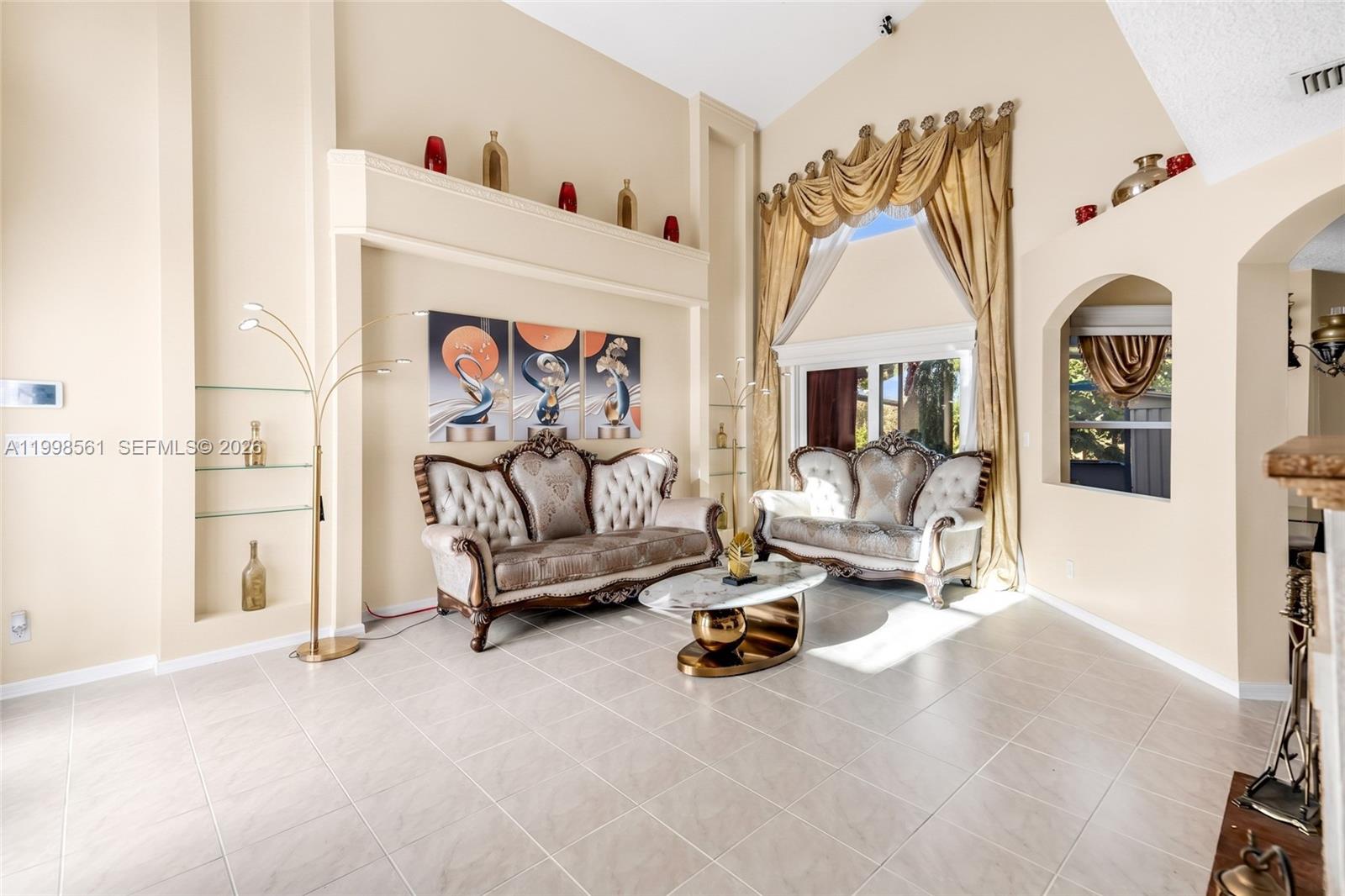 SILVER SHORES (PARCELS A - Residential