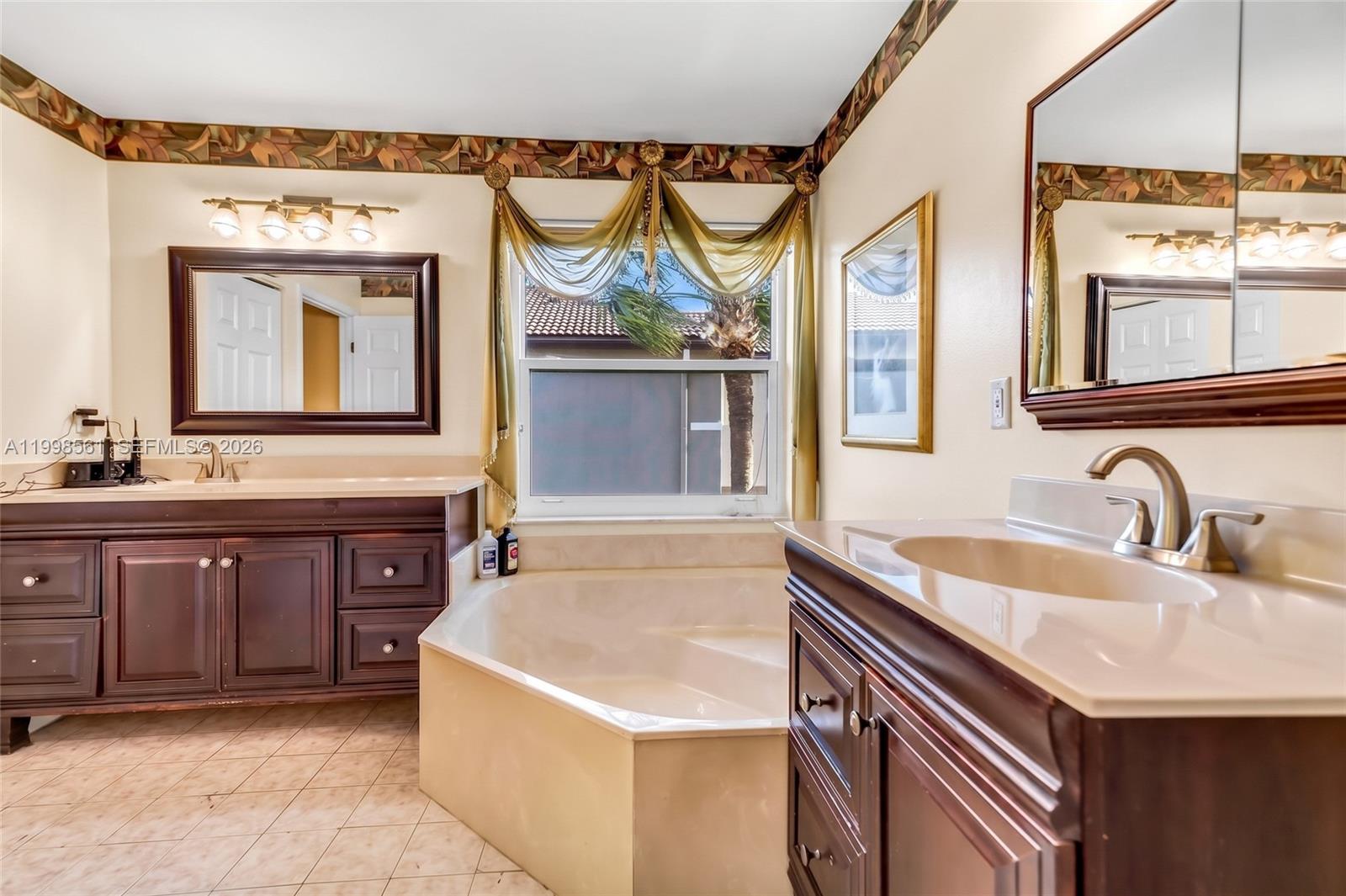 SILVER SHORES (PARCELS A - Residential
