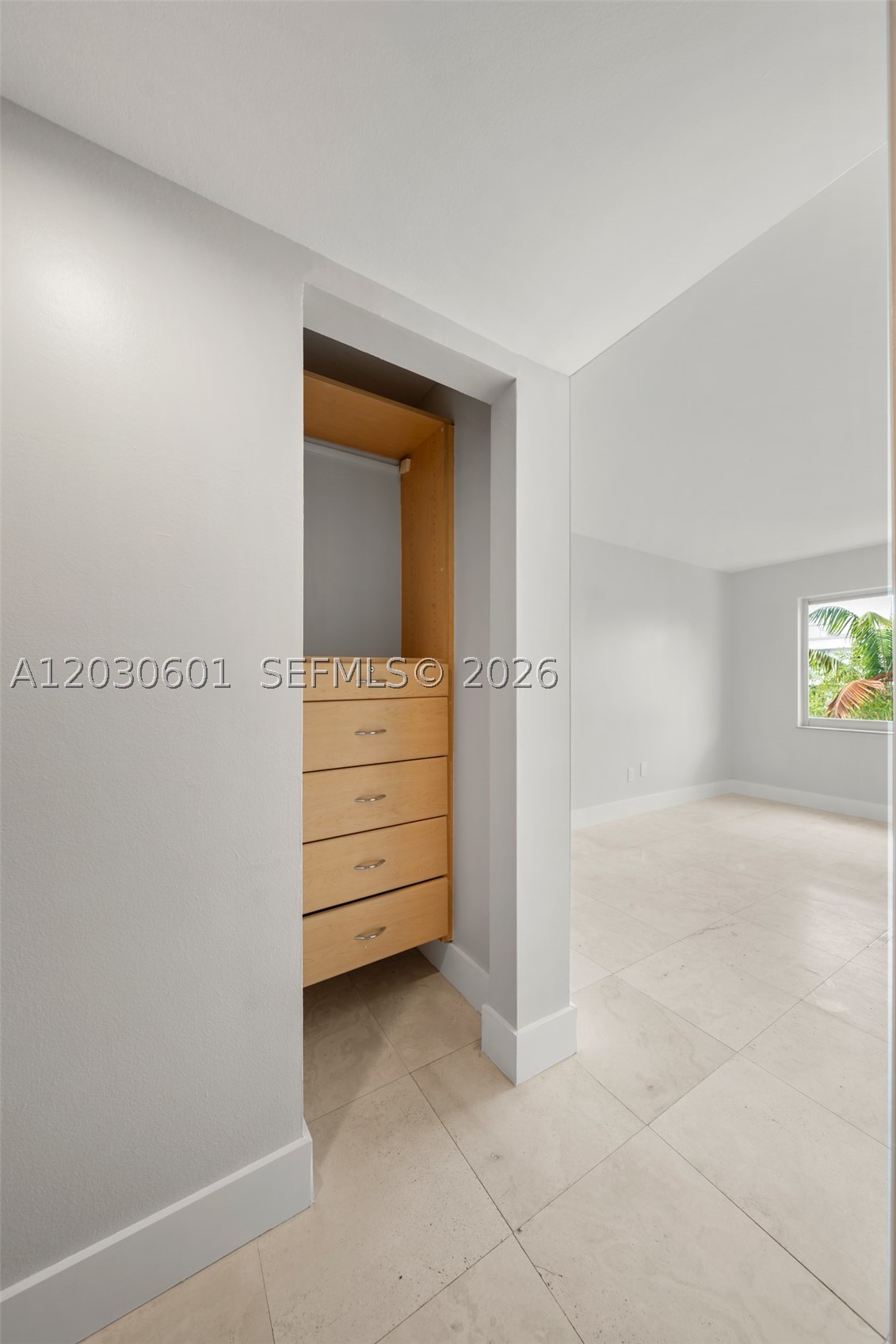 LINCOLN PLACE RESIDENCES - Residential Lease
