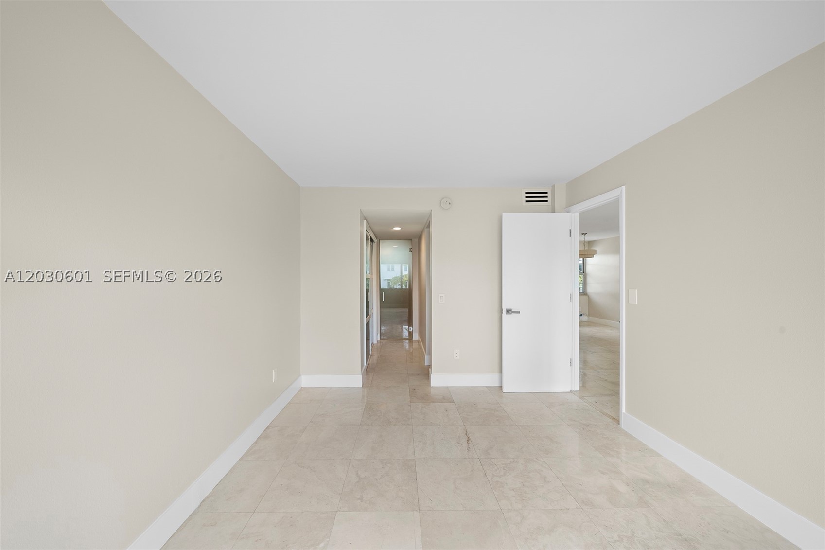 LINCOLN PLACE RESIDENCES - Residential Lease