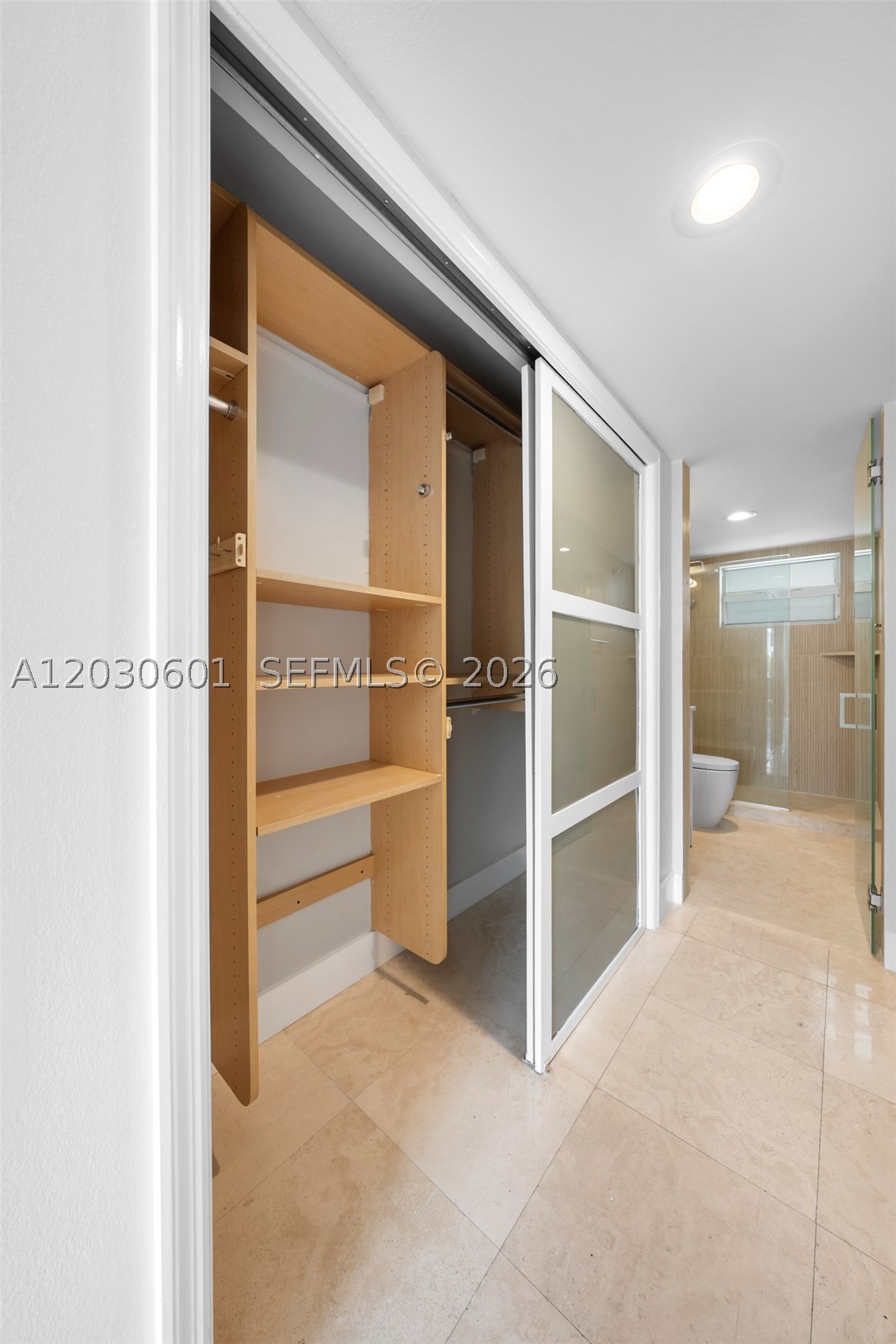 LINCOLN PLACE RESIDENCES - Residential Lease
