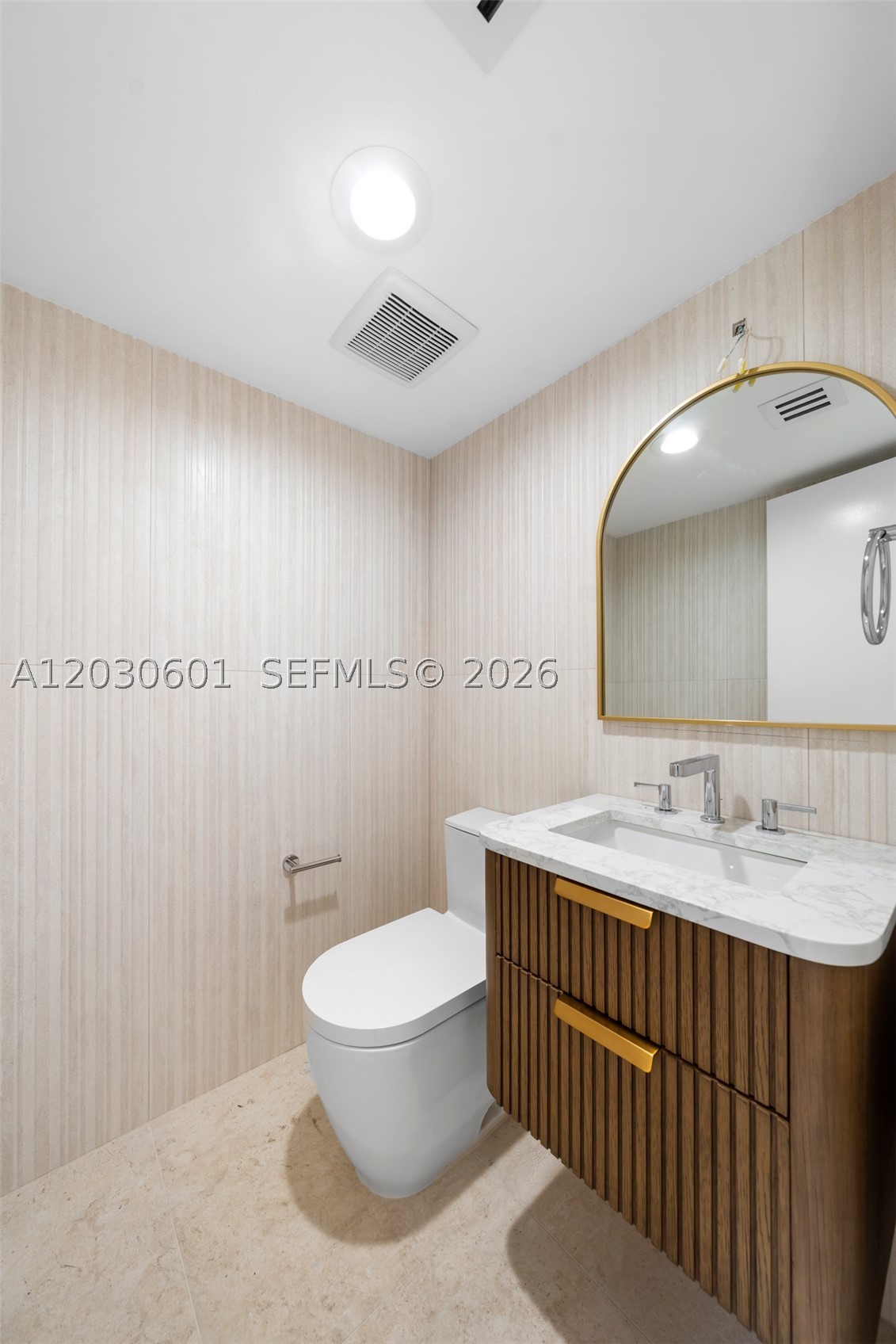 LINCOLN PLACE RESIDENCES - Residential Lease