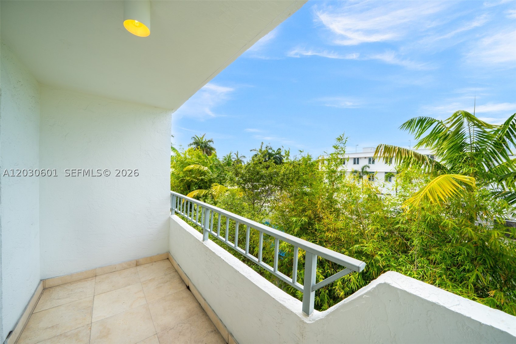 LINCOLN PLACE RESIDENCES - Residential Lease