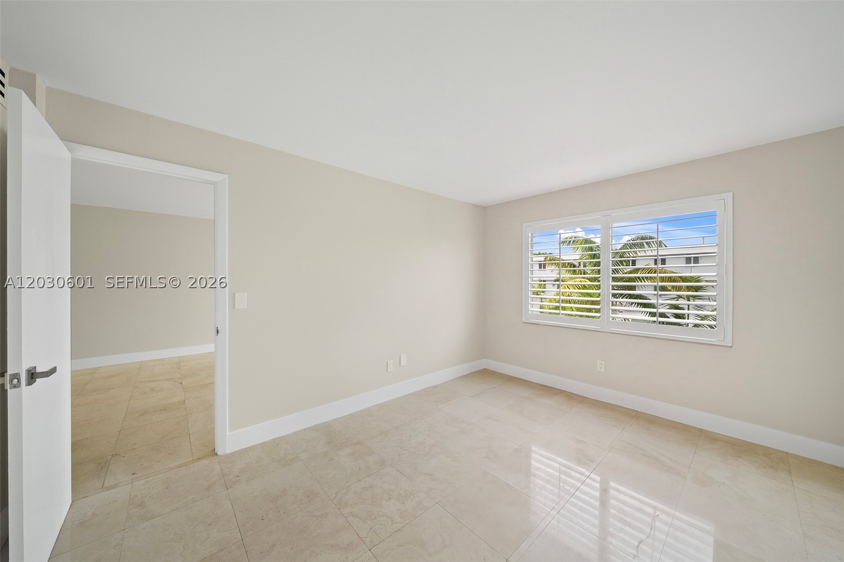 LINCOLN PLACE RESIDENCES - Residential Lease