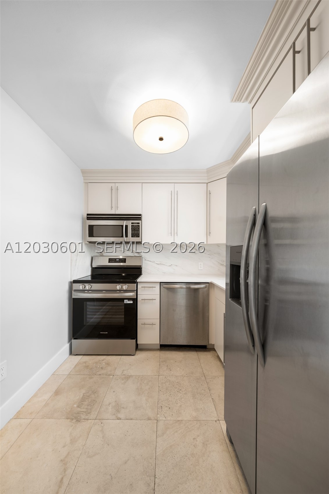 LINCOLN PLACE RESIDENCES - Residential Lease