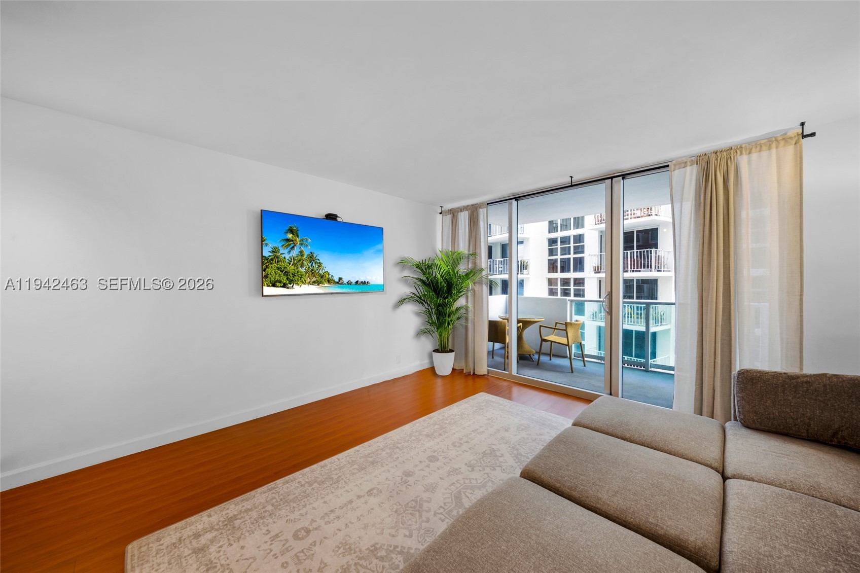MIRADOR 1200 CONDO - Residential