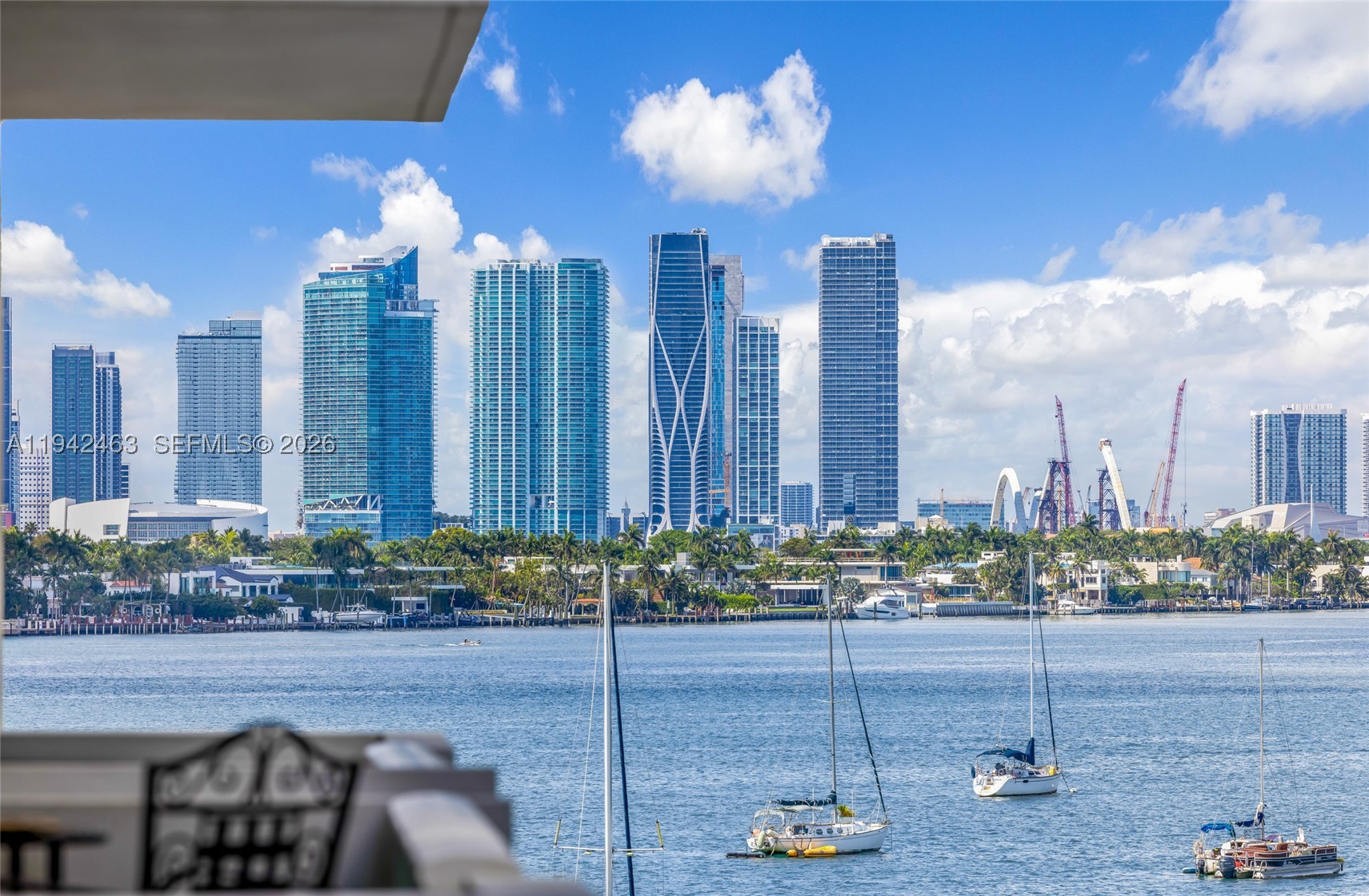 MIRADOR 1200 CONDO - Residential