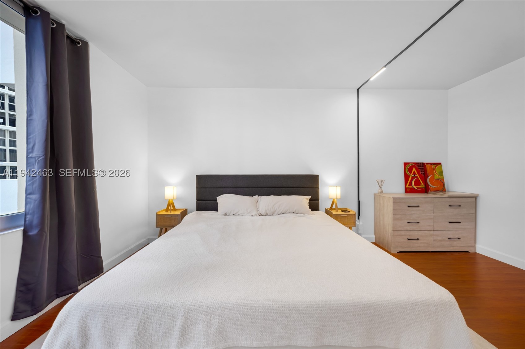 MIRADOR 1200 CONDO - Residential