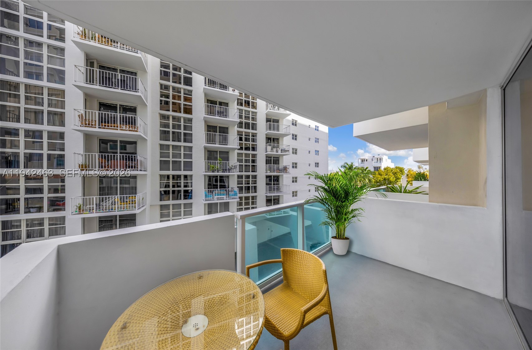 MIRADOR 1200 CONDO - Residential