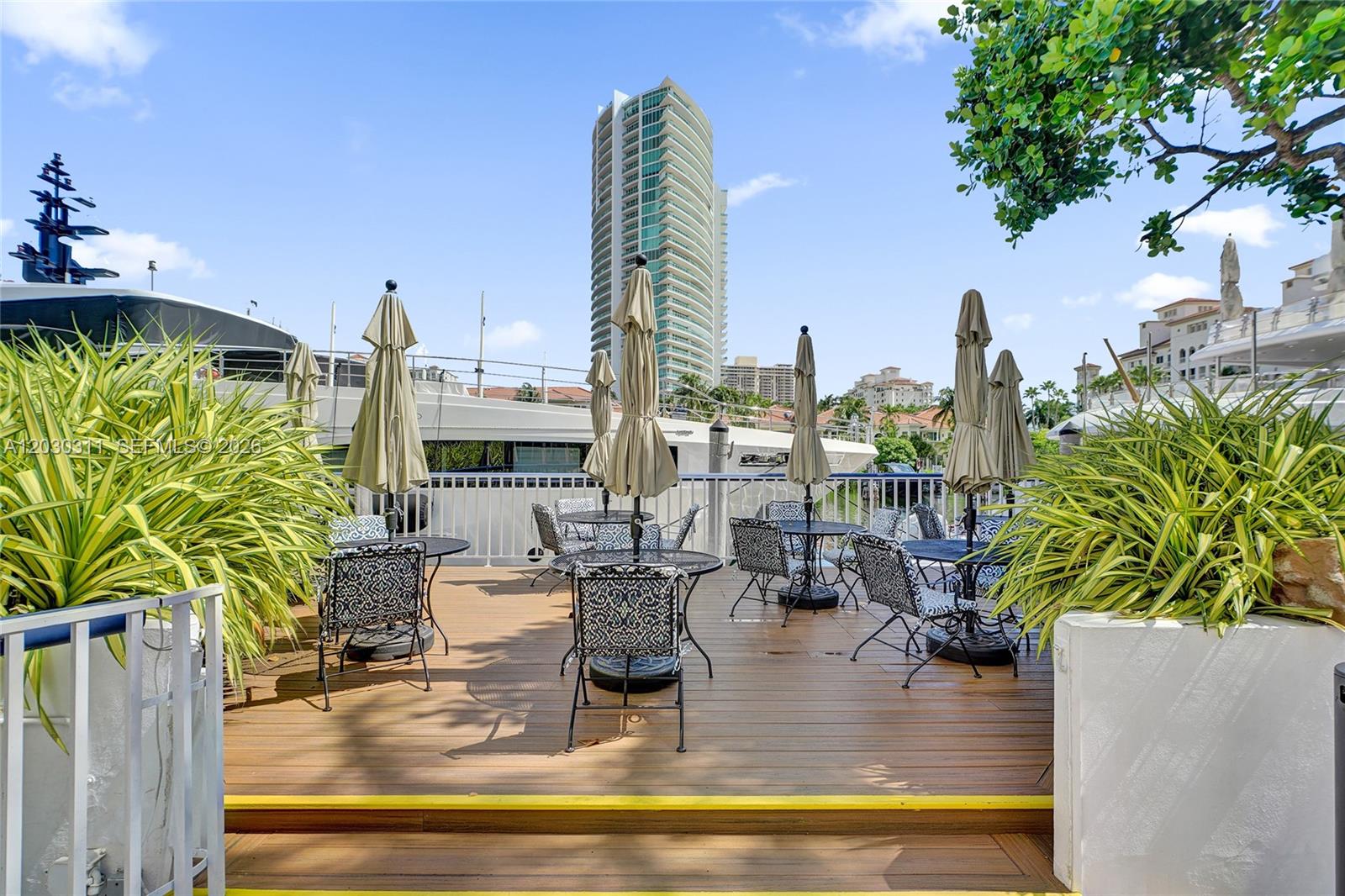 TURNBERRY ISLE CONDO - Residential Lease