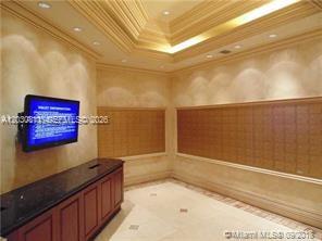 TURNBERRY ISLE CONDO - Residential Lease