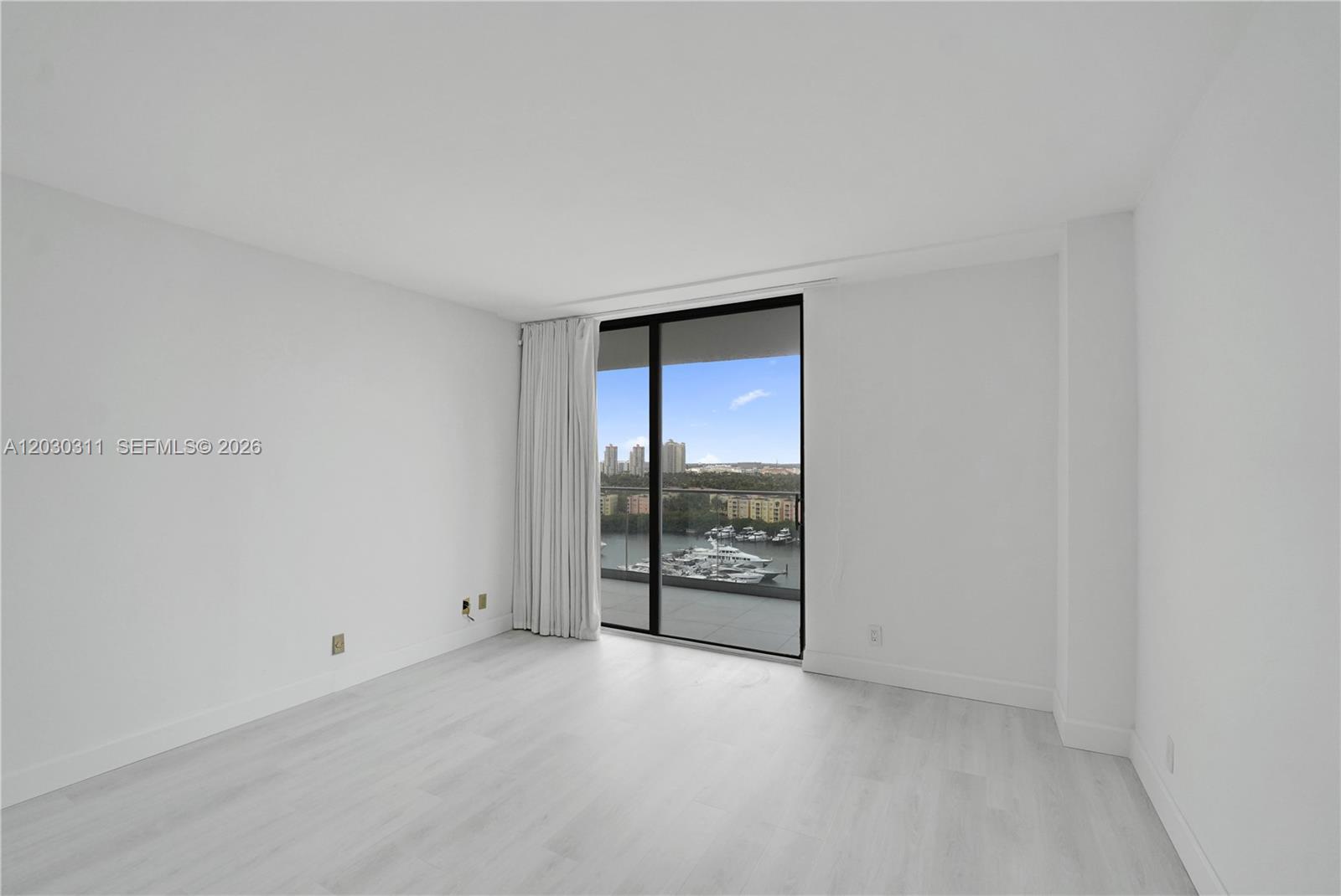 TURNBERRY ISLE CONDO - Residential Lease