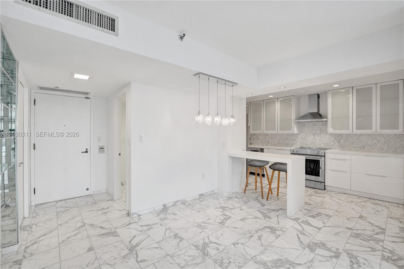 TURNBERRY ISLE CONDO - Residential Lease