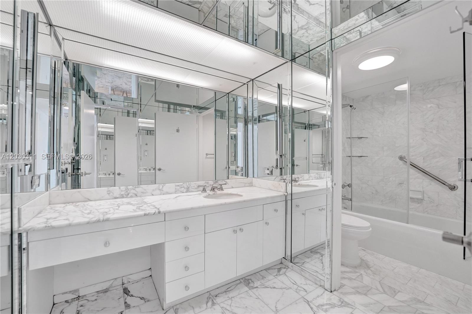TURNBERRY ISLE CONDO - Residential Lease