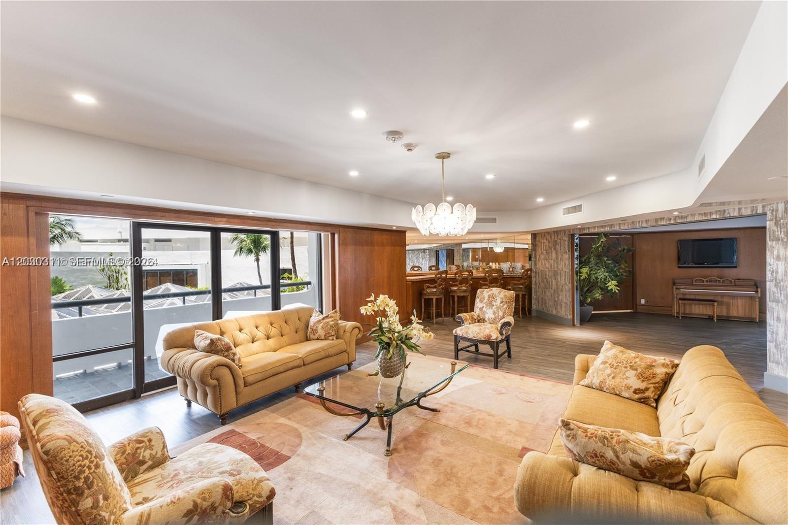 TURNBERRY ISLE CONDO - Residential Lease