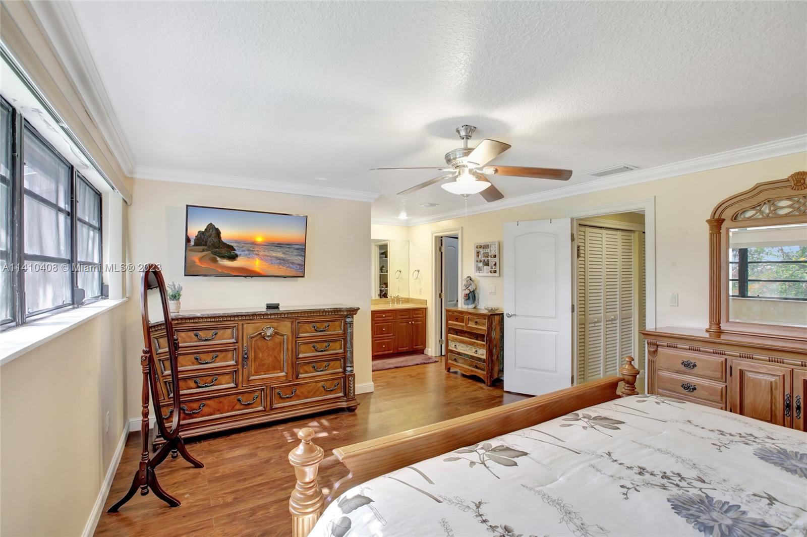 FAIRWAY COVE - Residential