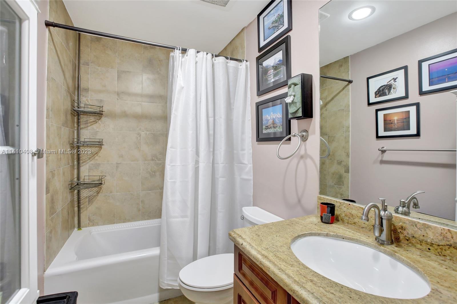 FAIRWAY COVE - Residential
