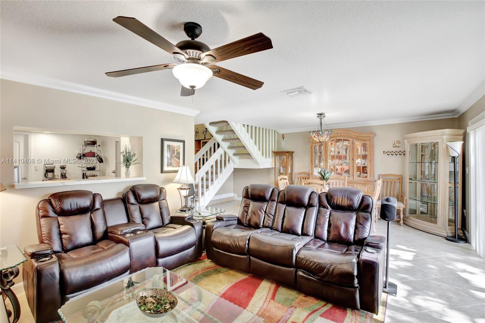 FAIRWAY COVE - Residential