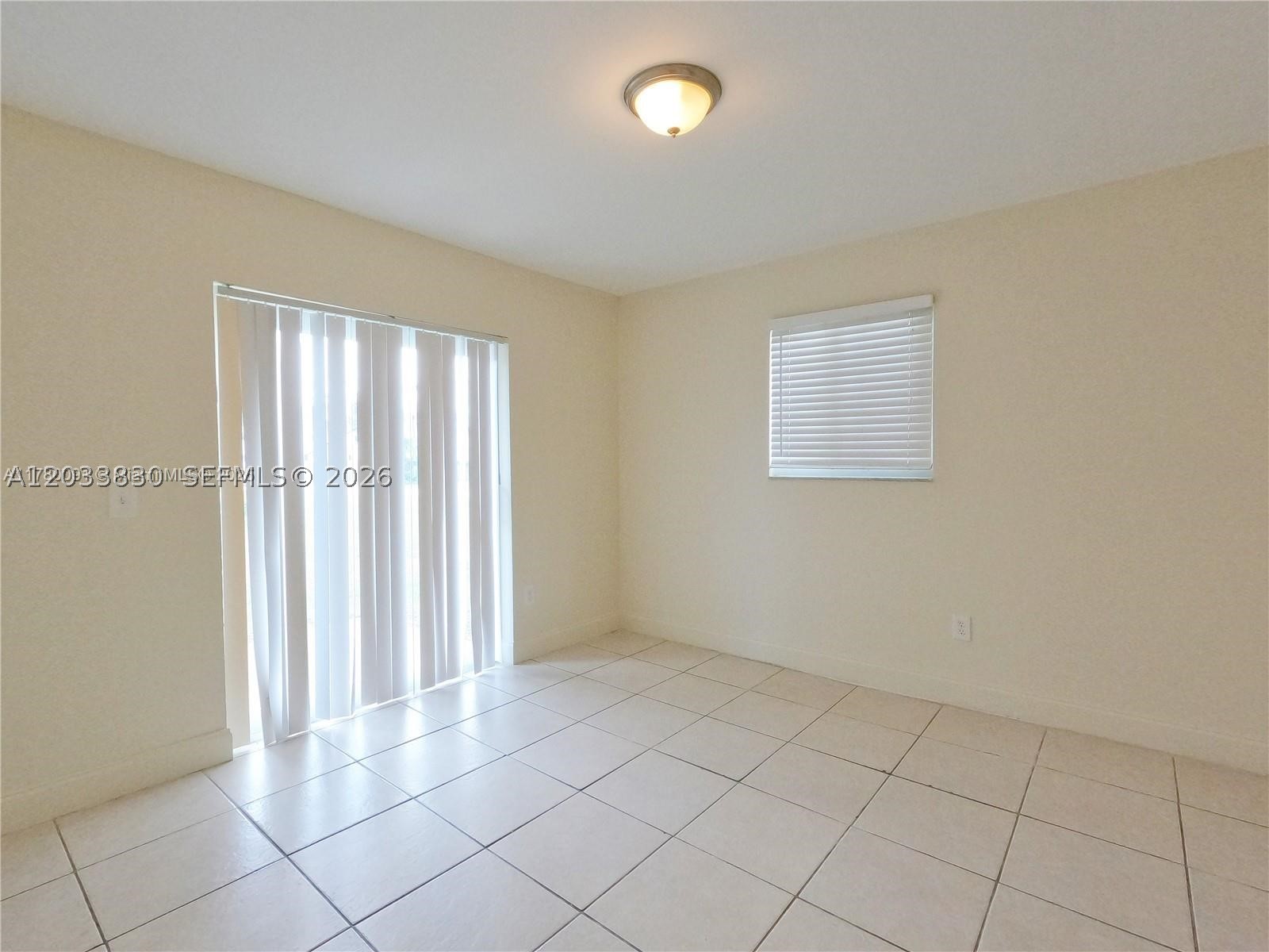 PALM BEACH FARMS CO 7 - Residential Lease