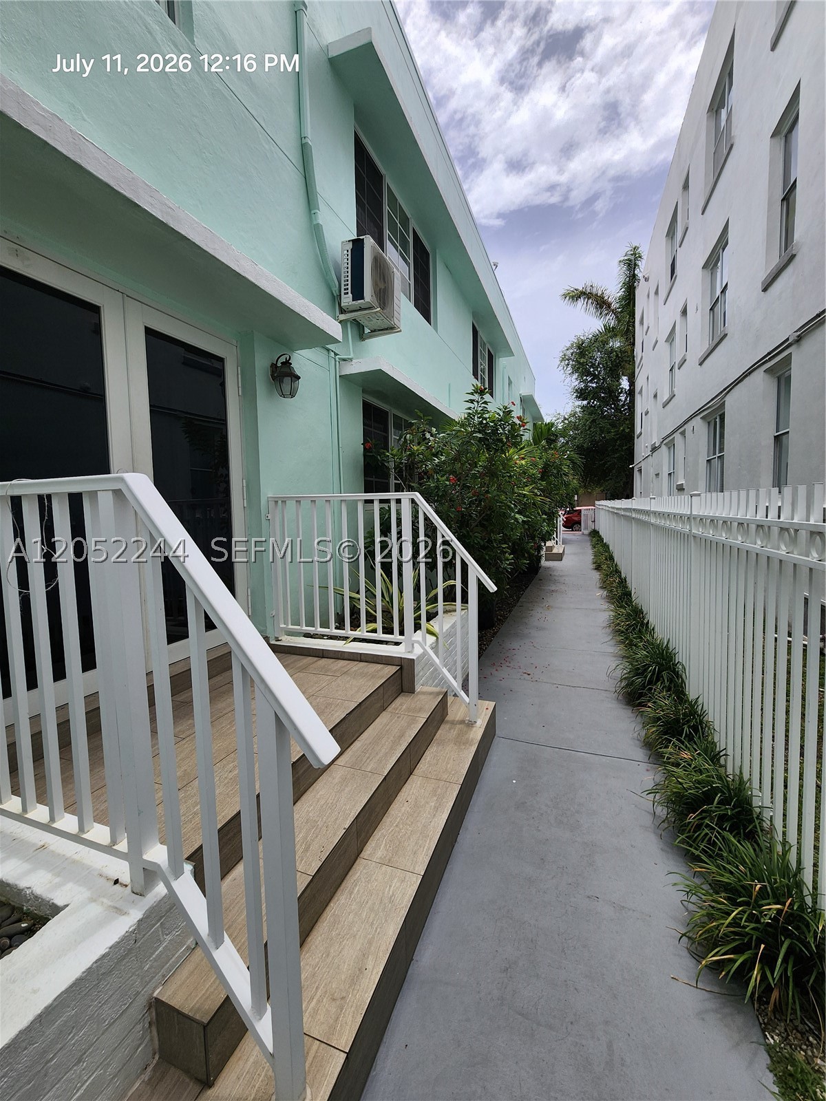 LINCOLN SUB - Residential Lease