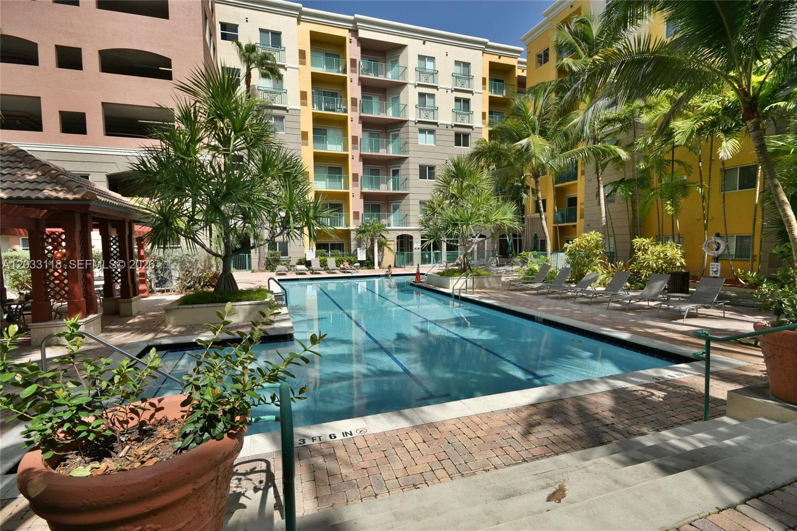 VALENCIA CONDO - Residential Lease