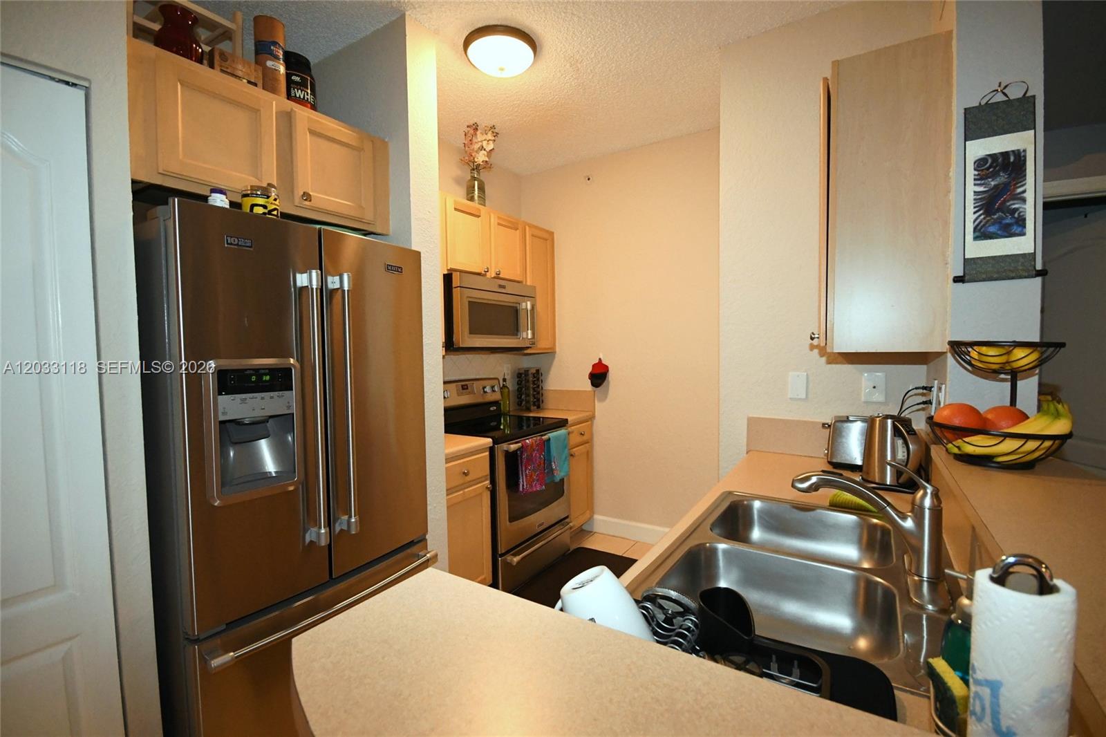 VALENCIA CONDO - Residential Lease