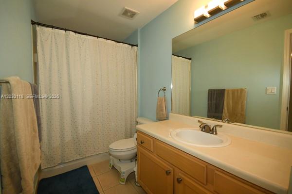 VALENCIA CONDO - Residential Lease