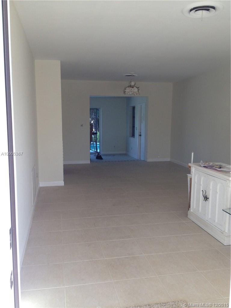 Hollywood Hills 6-22 B - Residential Lease