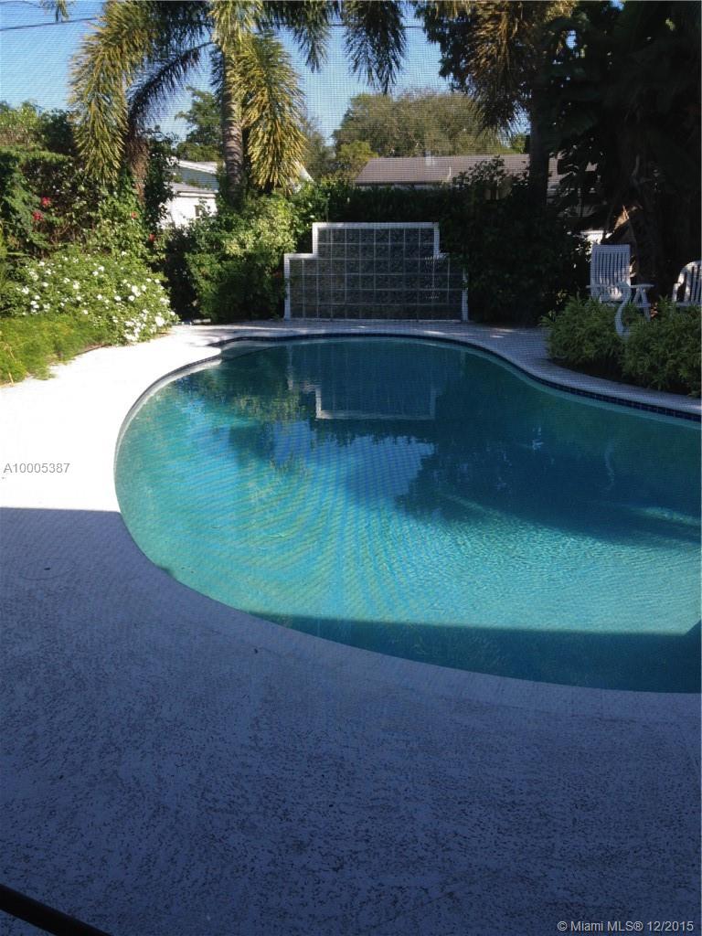Hollywood Hills 6-22 B - Residential Lease