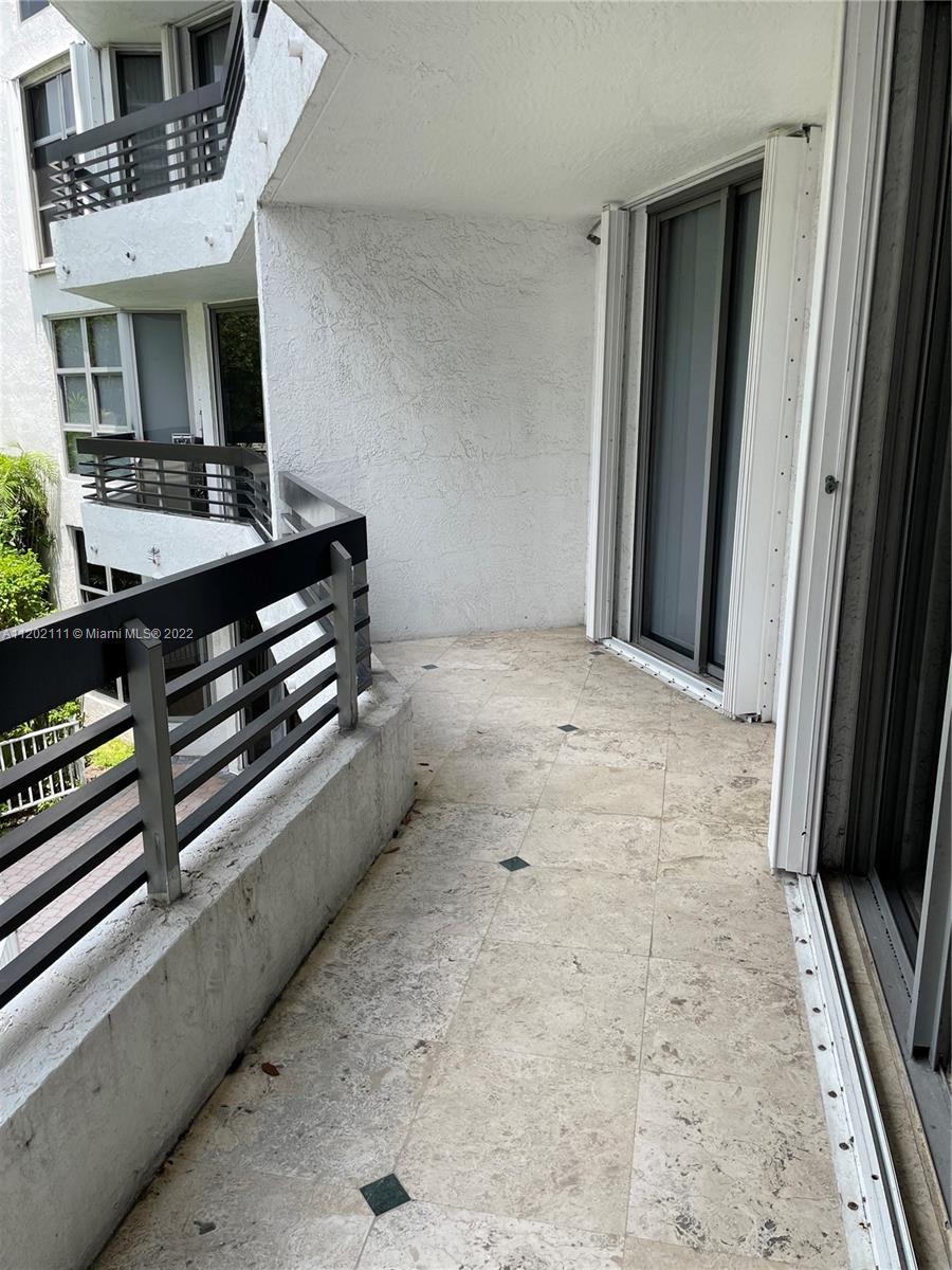MYSTIC POINTE TOWER 600 C - Residential Lease