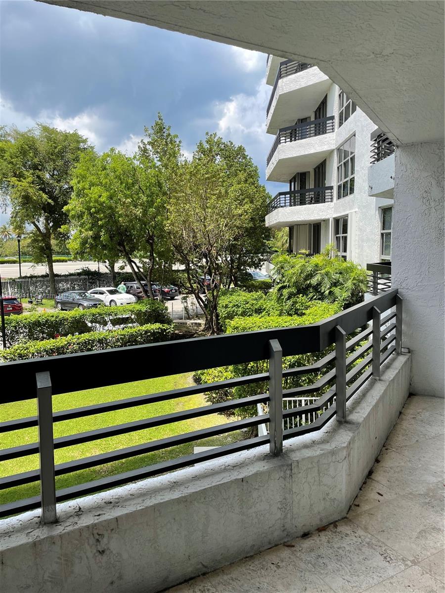 MYSTIC POINTE TOWER 600 C - Residential Lease