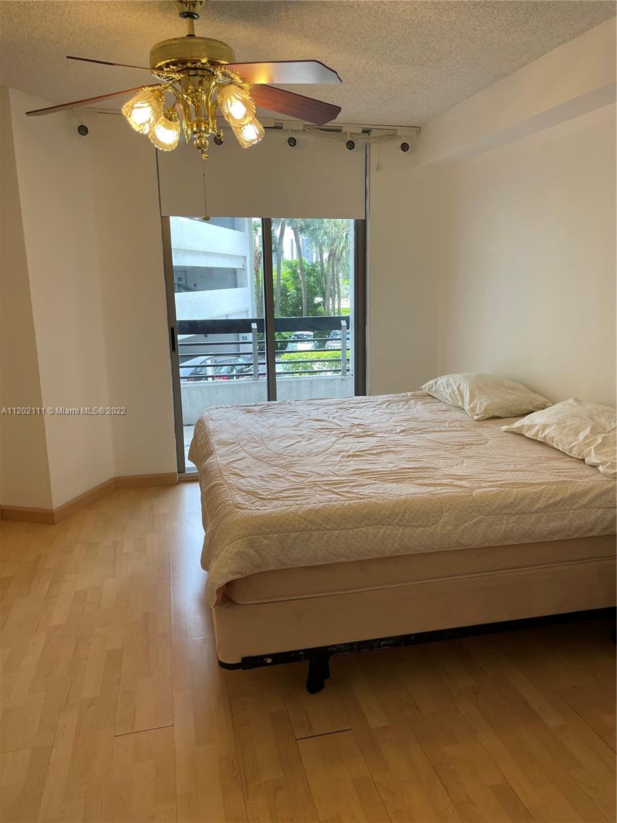 MYSTIC POINTE TOWER 600 C - Residential Lease