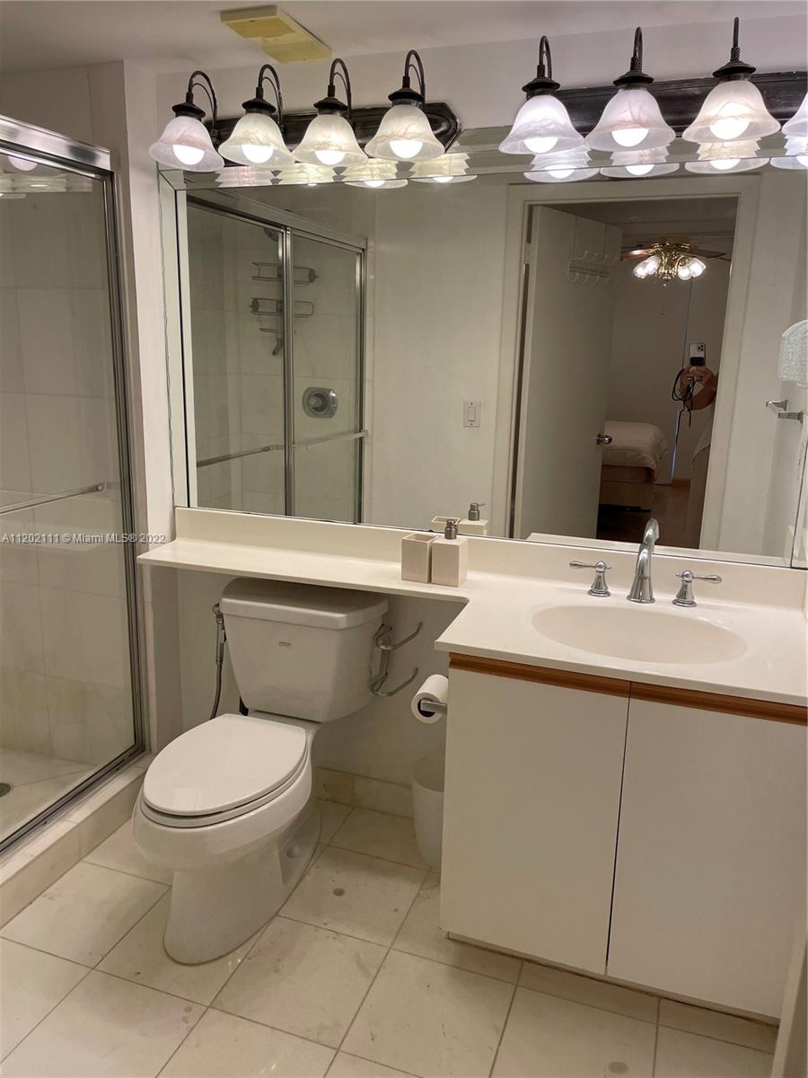 MYSTIC POINTE TOWER 600 C - Residential Lease