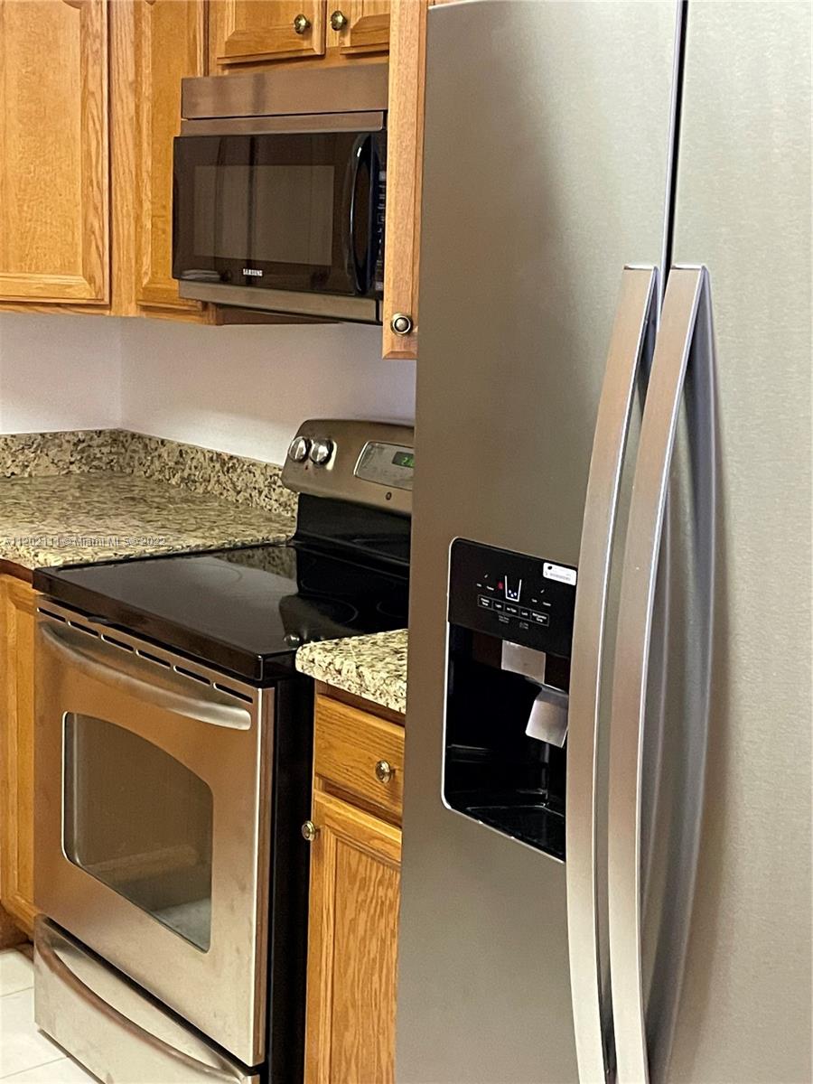 MYSTIC POINTE TOWER 600 C - Residential Lease